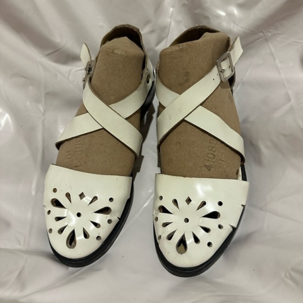 Women’s White Sandals